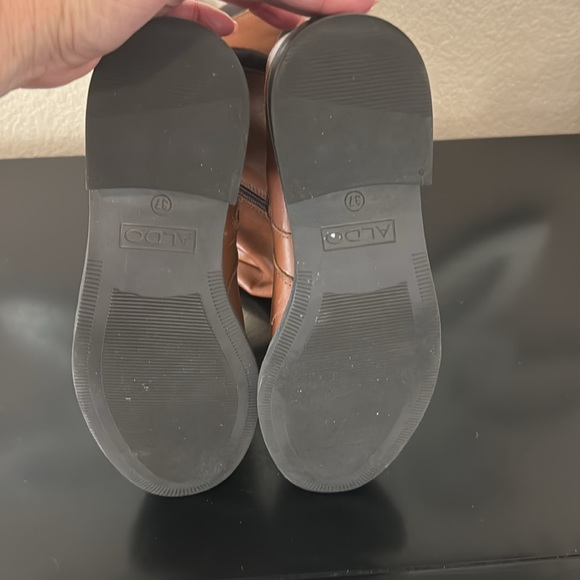 Aldo women’s knee boot. US 6.5, Eur 37. In great shape. Zip side and adjusts - Picture 7 of 8